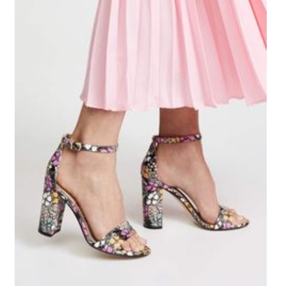New Flower Print Block heels 👠‼️‼️‼️